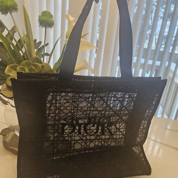 Dior Elegant Black Mesh Tote - Gift With Purchase - Picture 2 of 3